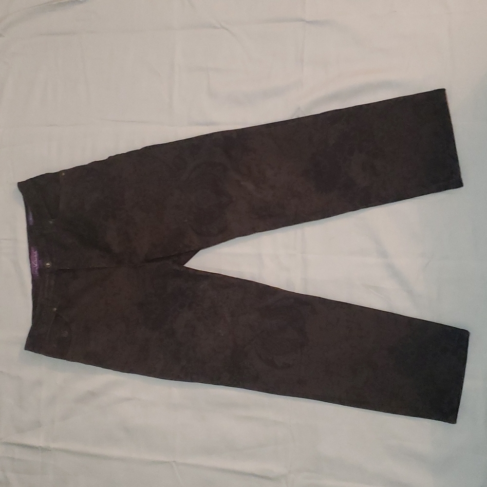Gloria Vanderbilt  size 10(ten) black and light brown Amanda average